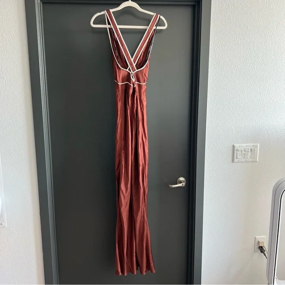 Shona Joy Belkis Contrast Plunged Cross Back Maxi Dress Size 4 NEW! With tags! - Picture 9 of 16